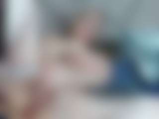Esmeralda's Live Sex Cam Show