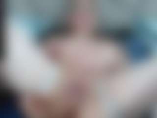 Esmeralda's Live Sex Cam Show