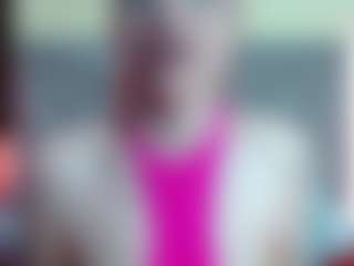 Live cam show with Esmeralda - Middle Aged on Free Soda