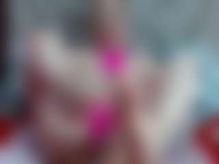 Live cam show with Esmeralda - Blonde Hair MILF on Soda Cam