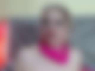 Live cam show with Esmeralda - Housewife on Strip Flash - Live Sex Shows