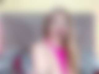 Live cam show with Esmeralda - MILF on TeamSkeetLive