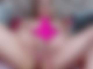 Live cam show with Esmeralda - MILF on Free Soda