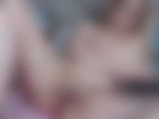 Esmeralda's Live Sex Cam Show