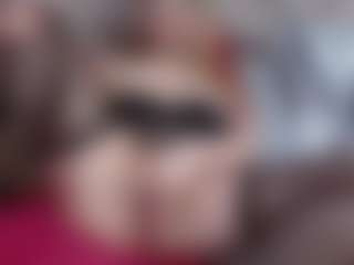 Live cam show with Esmeralda - Cosplay Big Tits on Camversity