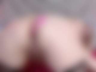 Esmeralda's Live Sex Cam Show