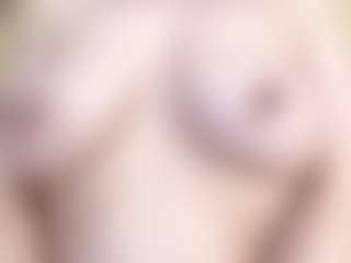 Live cam show with Esmeralda - Average on Camsoda