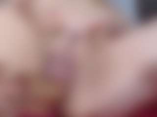 Live cam show with Esmeralda - Blonde Hair Middle Aged on friskycurves.com