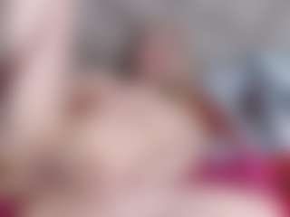 Live cam show with Esmeralda - Amateur MILF on instabang