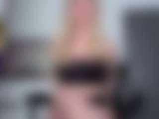 Live cam show with Megan-Ros - Cosplay on milfzrlive.com