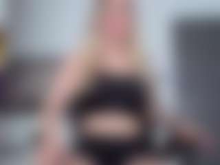 Live cam show with Megan-Ros - Curvy on Pornisteam.com