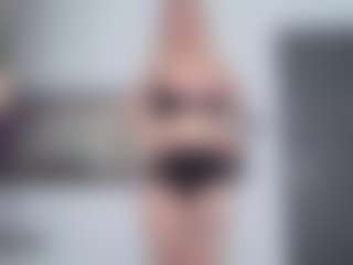 Live cam show with Megan-Ros - Squirt on Soda Cam