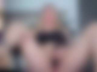Megan-Ros's Live Sex Cam Show