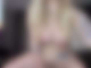 Megan-Ros's Live Sex Cam Show