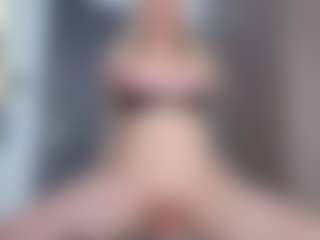 Megan-Ros's Live Sex Cam Show