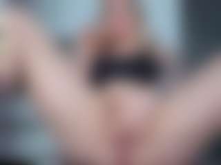 Megan-Ros's Live Sex Cam Show