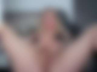 Megan-Ros's Live Sex Cam Show