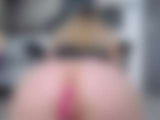 Megan-Ros's Live Sex Cam Show