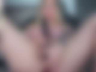 Megan-Ros's Live Sex Cam Show