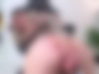 Megan-Ros's Live Sex Cam Show