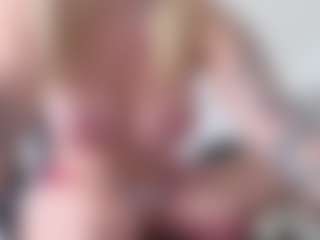 Live cam show with Megan-Ros - Lush Toys on galaxygirlnitro.com