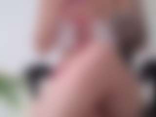 Megan-Ros's Live Sex Cam Show