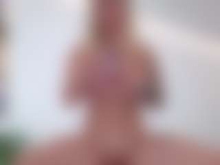Live cam show with Megan-Ros - Asshole Curvy on https://playwithruby.com