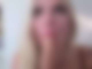 Live cam show with Megan-Ros - Lush Lovense on https://playwithruby.com