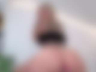 Megan-Ros's Live Sex Cam Show