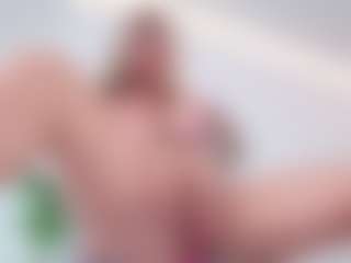Live cam show with Megan-Ros - Foot Fetish Blonde Hair on Camsoda