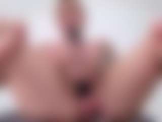 Megan-Ros's Live Sex Cam Show