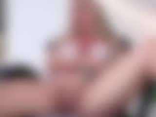 Live cam show with Megan-Ros - Blonde Hair HD on Camsoda