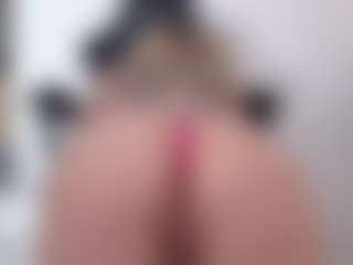 Megan-Ros's Live Sex Cam Show