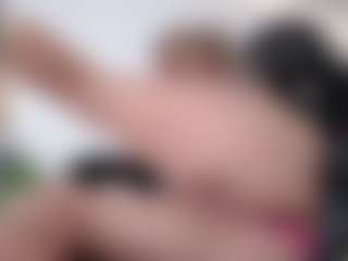 Live cam show with Megan-Ros - Blonde Hair HD on livesuperchat.net