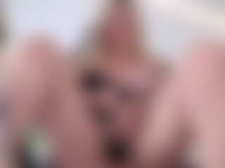 Megan-Ros's Live Sex Cam Show