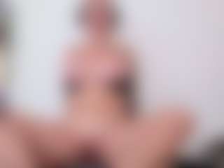 Megan-Ros's Live Sex Cam Show