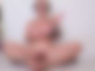 Megan-Ros's Live Sex Cam Show