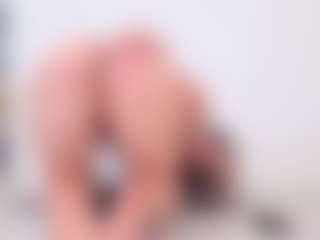 Megan-Ros's Live Sex Cam Show