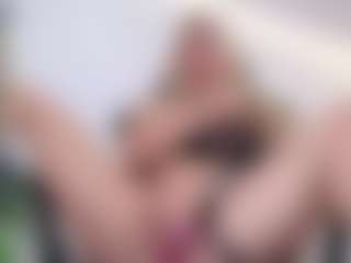 Live cam show with Megan-Ros - Foot Fetish Blonde Hair on Camsoda