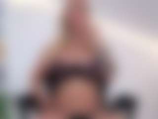 Megan-Ros's Live Sex Cam Show