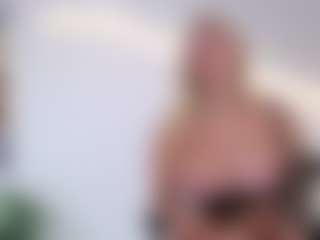 Megan-Ros's Live Sex Cam Show