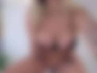 Megan-Ros's Live Sex Cam Show