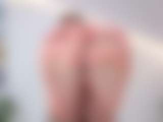 Megan-Ros's Live Sex Cam Show