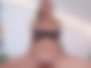 Megan-Ros's Live Sex Cam Show