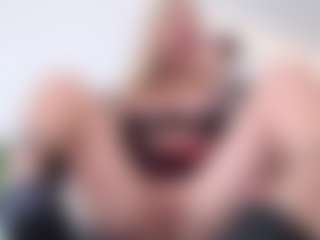 Megan-Ros's Live Sex Cam Show