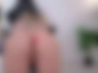Megan-Ros's Live Sex Cam Show