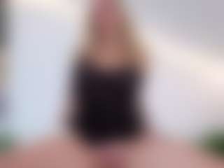 Megan-Ros's Live Sex Cam Show