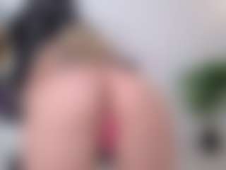 Megan-Ros's Live Sex Cam Show