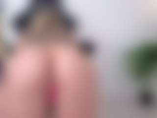 Megan-Ros's Live Sex Cam Show