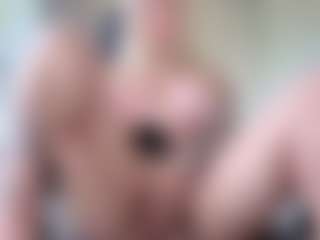 Megan-Ros's Live Sex Cam Show